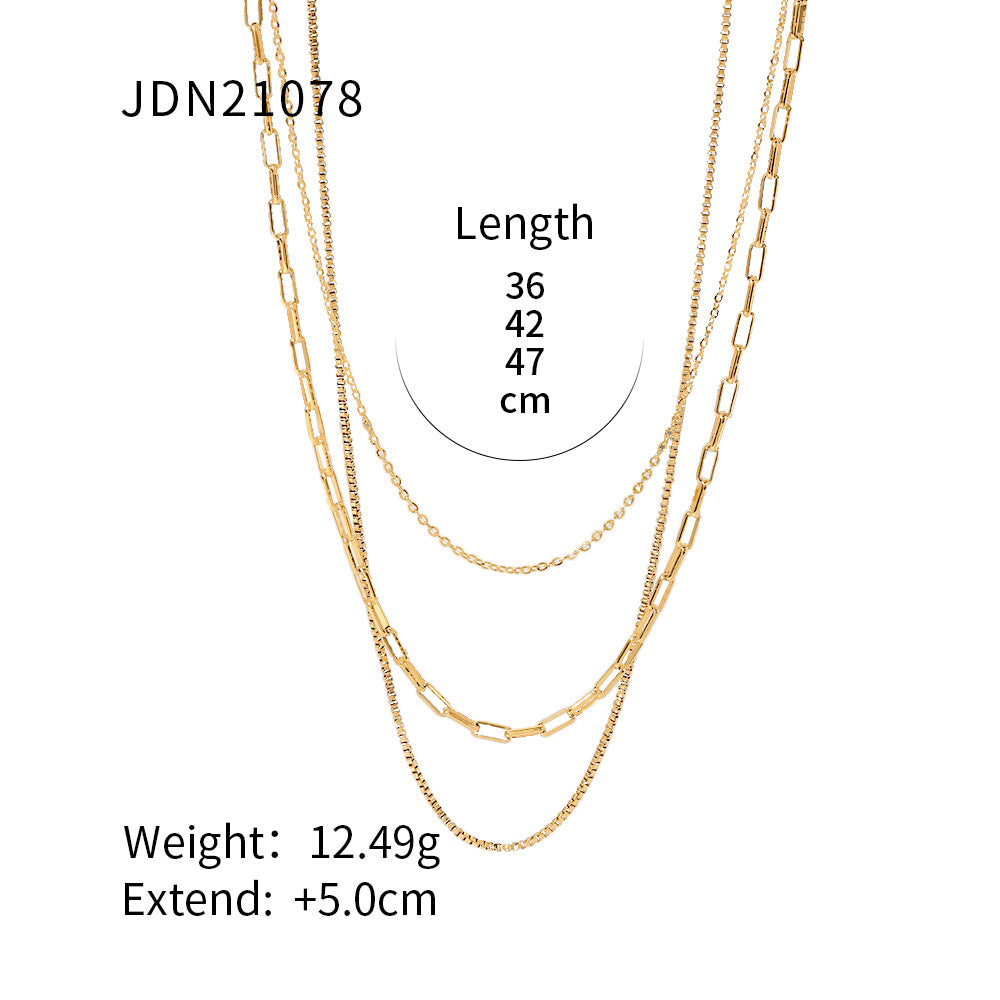 Titanium steel clavicle necklace with geometric pendant and gold-plated minimalist design